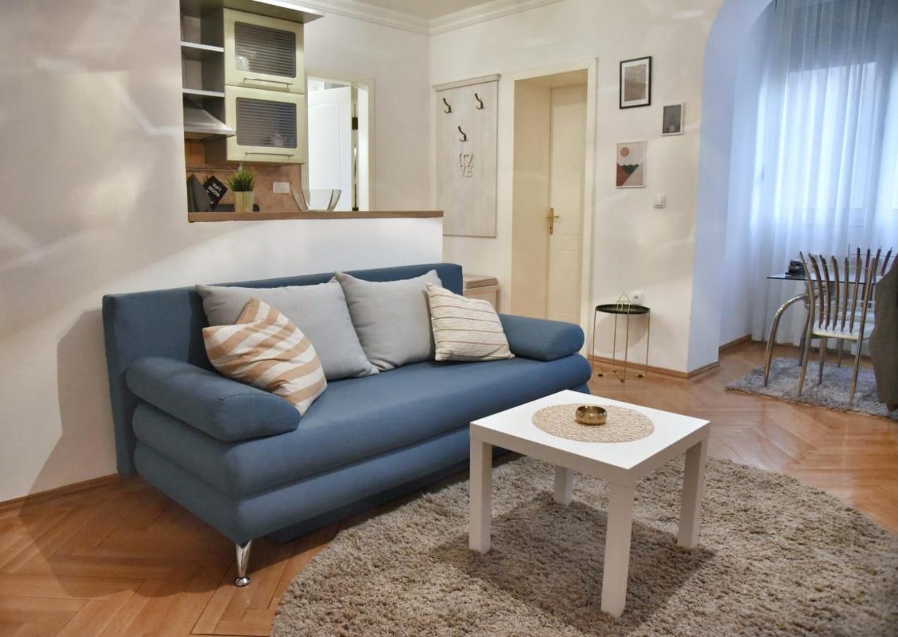 Apartment Carpe Diem In Beograd Bagian luar foto